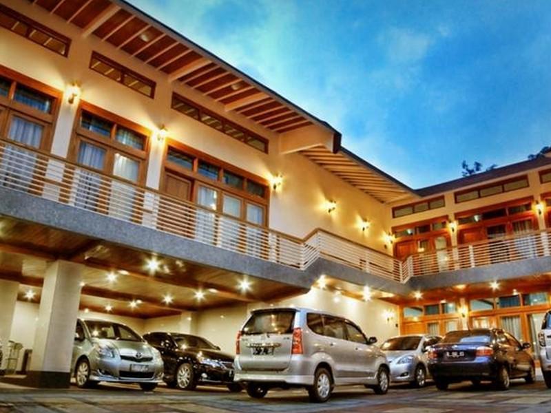 Oyo 1210 Nice Guesthouse Bandung Zewnętrze zdjęcie