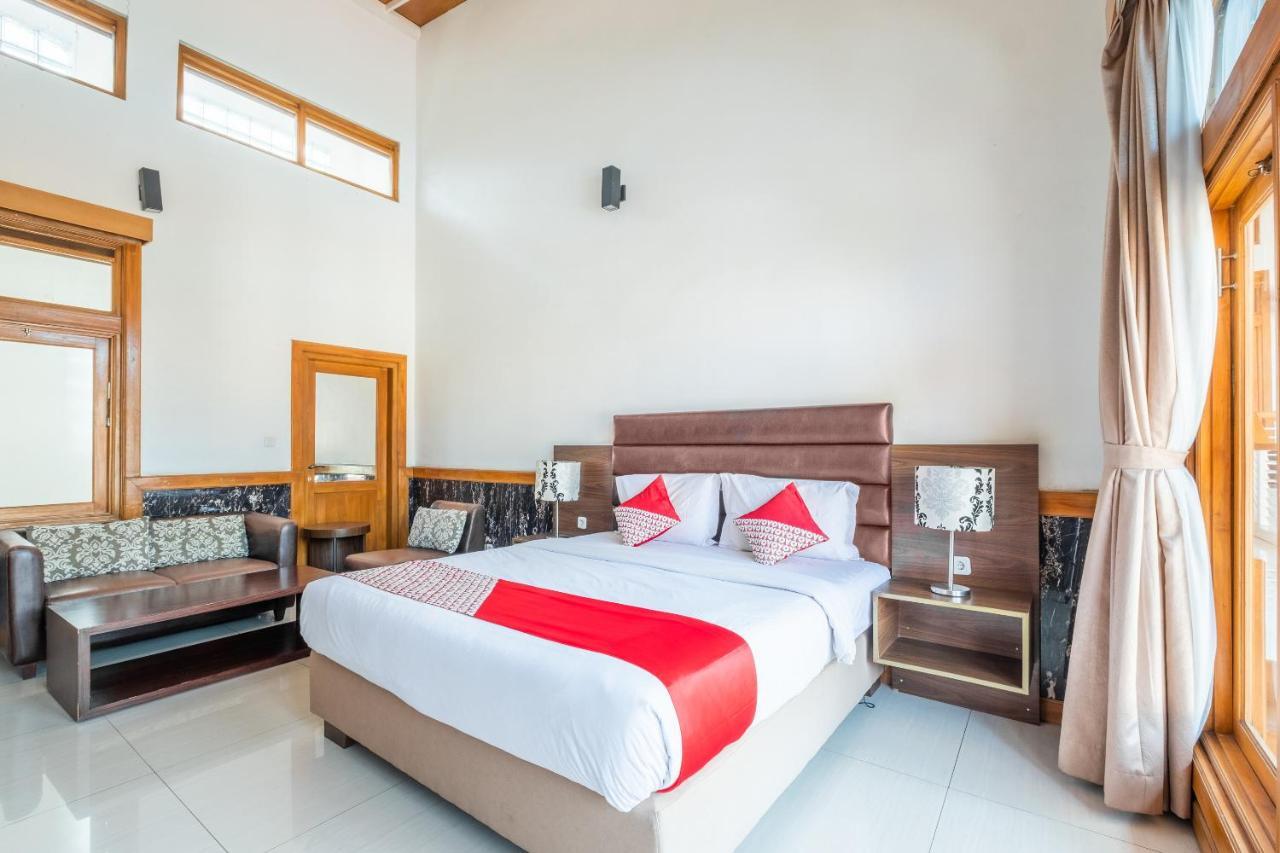 Oyo 1210 Nice Guesthouse Bandung Zewnętrze zdjęcie