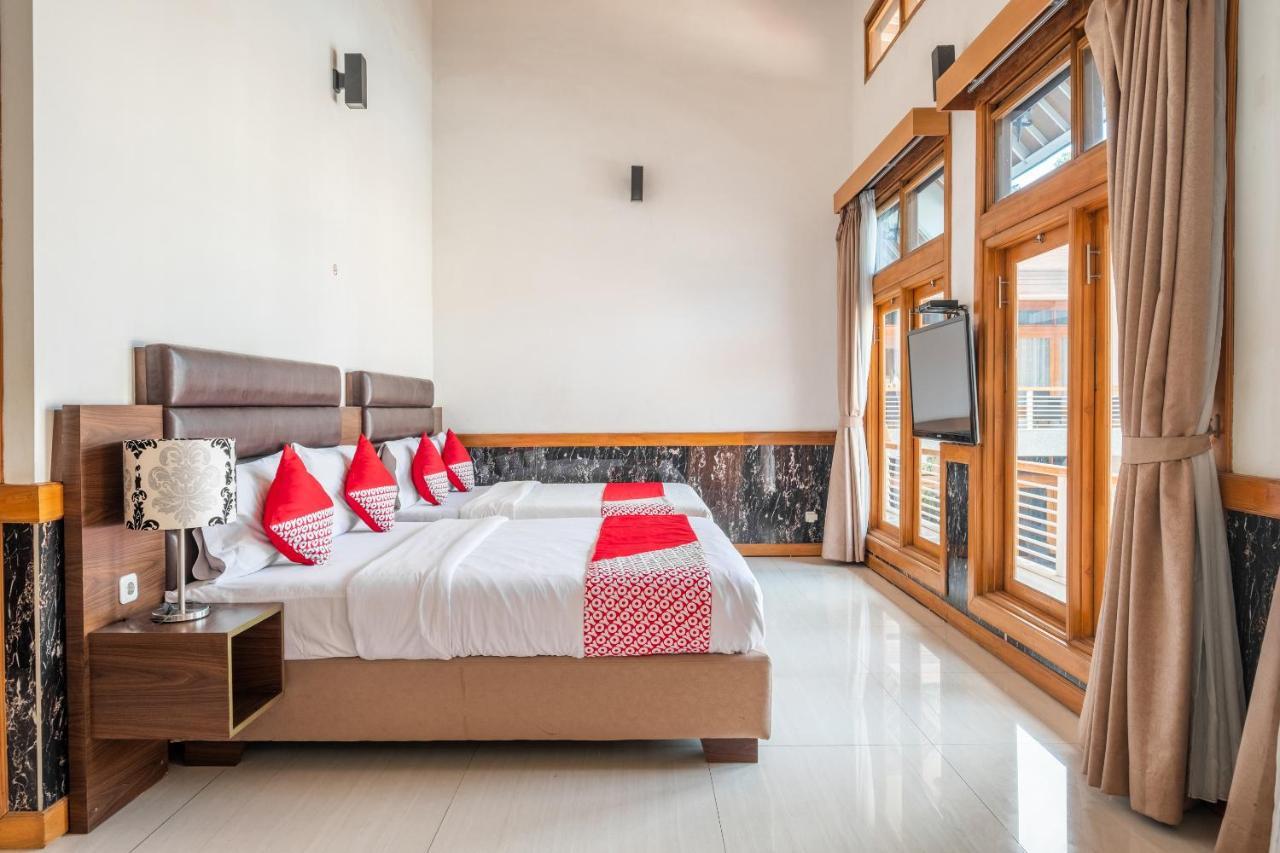 Oyo 1210 Nice Guesthouse Bandung Zewnętrze zdjęcie