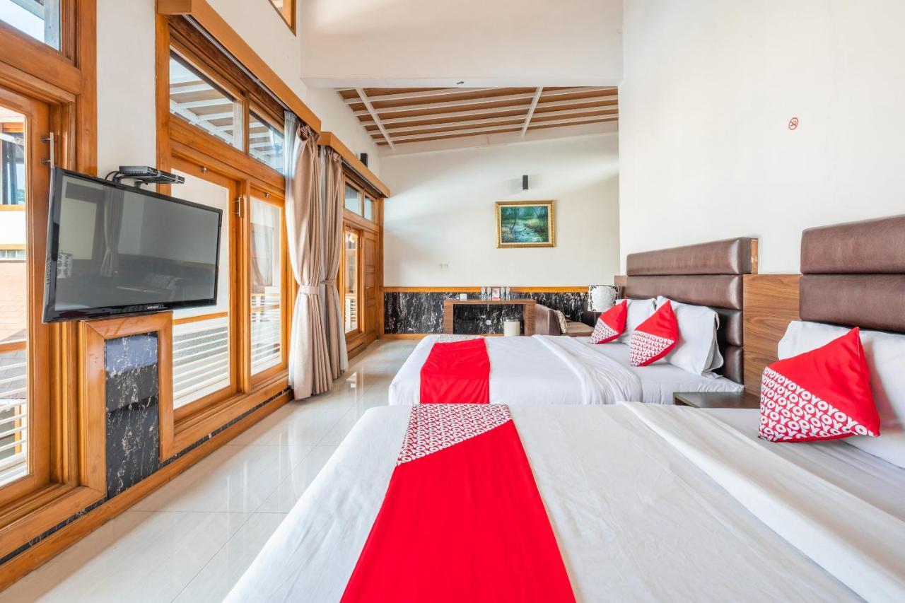 Oyo 1210 Nice Guesthouse Bandung Zewnętrze zdjęcie