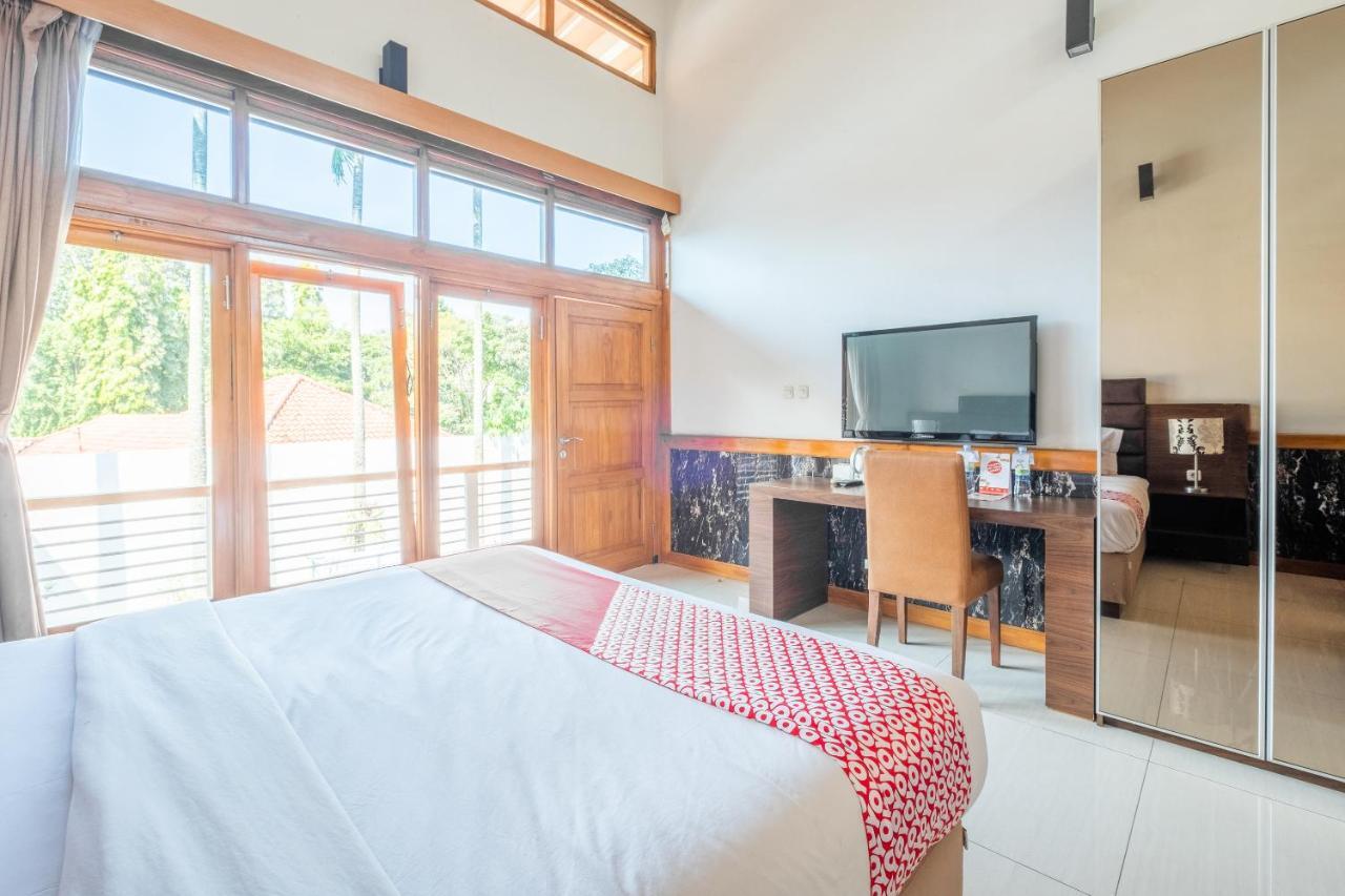 Oyo 1210 Nice Guesthouse Bandung Zewnętrze zdjęcie