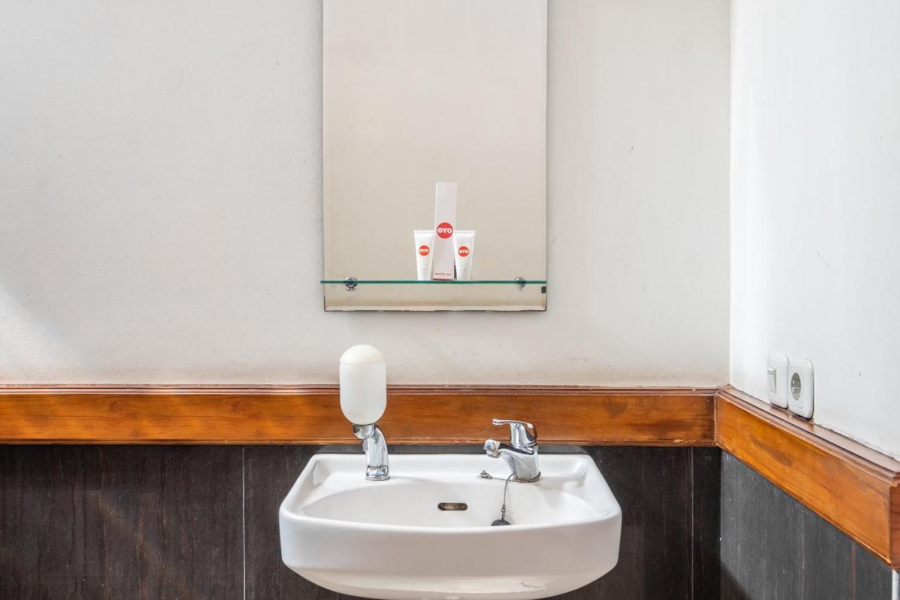 Oyo 1210 Nice Guesthouse Bandung Zewnętrze zdjęcie